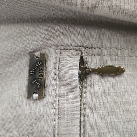 L.L.Bean Petite Sz 12 Tan Short Skirt, Zipper and 2 Snap Closure w 6 Pockets - Picture 6 of 12